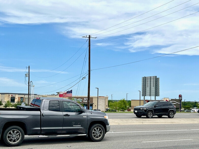 More Photos Of 11019 US Highway 290 E, Manor Lodge Meeting Hall For Sale