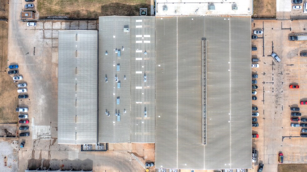 More Photos Of 20701 E 81st St, Broken Arrow Manufacturing For Sale
