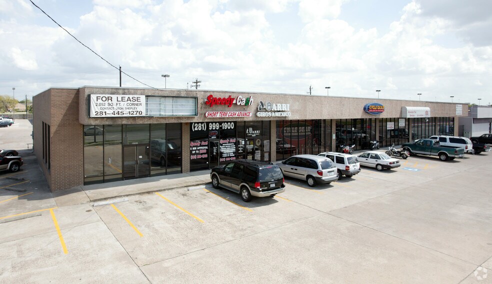 More Photos Of 10998 N I-45, Houston Unknown For Lease