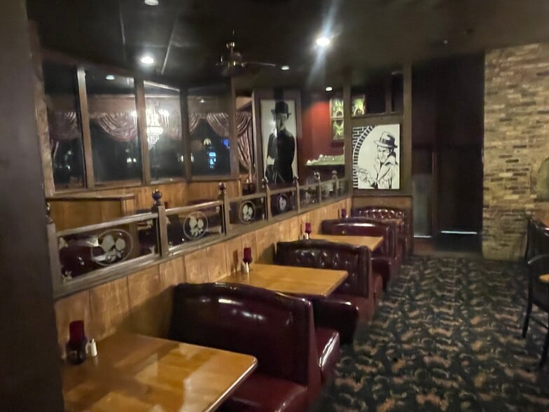 More Photos Of 1001 30th Ave S, Moorhead Restaurant For Sale