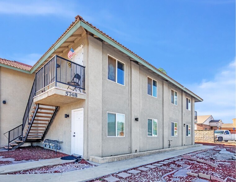 More Photos Of 5748 Tilton Ave, Jurupa Valley Apartments For Sale