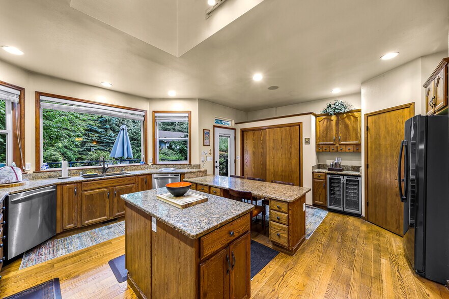 More Photos Of 918 Citadel Dr, Everson Multifamily For Sale