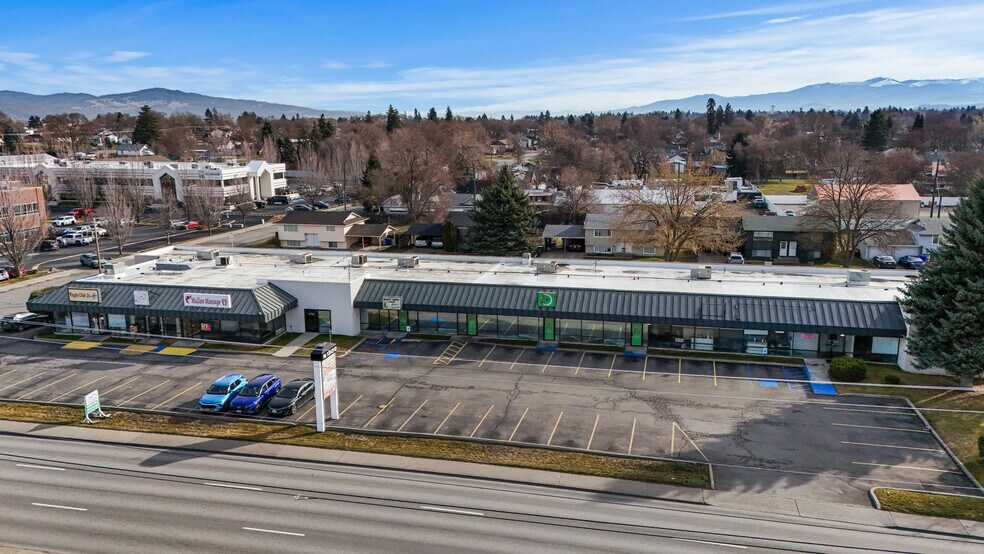 More Photos Of 1300-1312 N Mullan Rd, Spokane Valley Freestanding For Sale