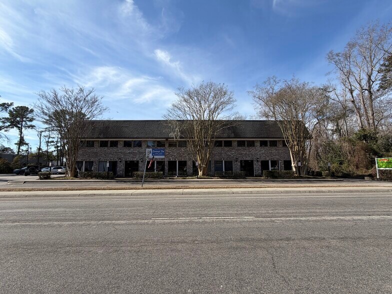 More Photos Of 402 Old Trolley Rd, Summerville Office For Lease
