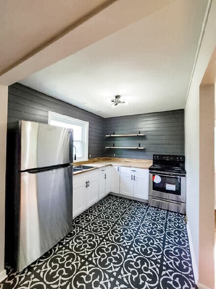 More Photos Of 380 W Outer Dr, Oak Ridge Apartments For Sale