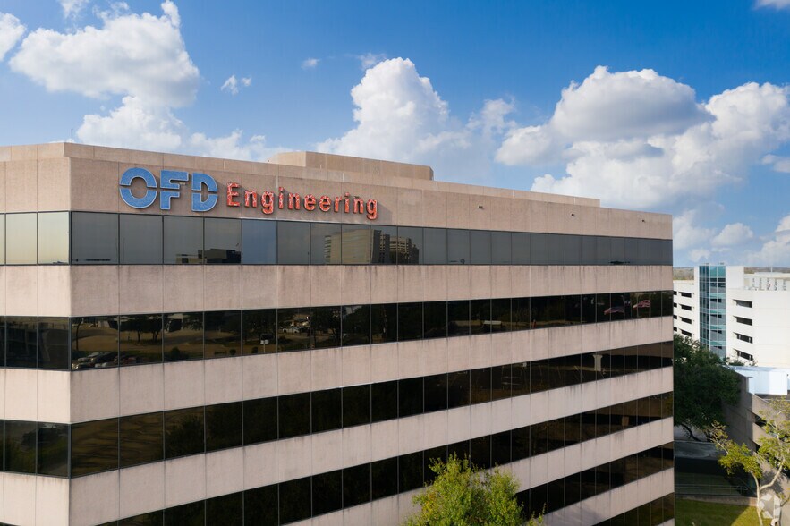 More Photos Of 12121 Wickchester Ln, Houston Office For Lease