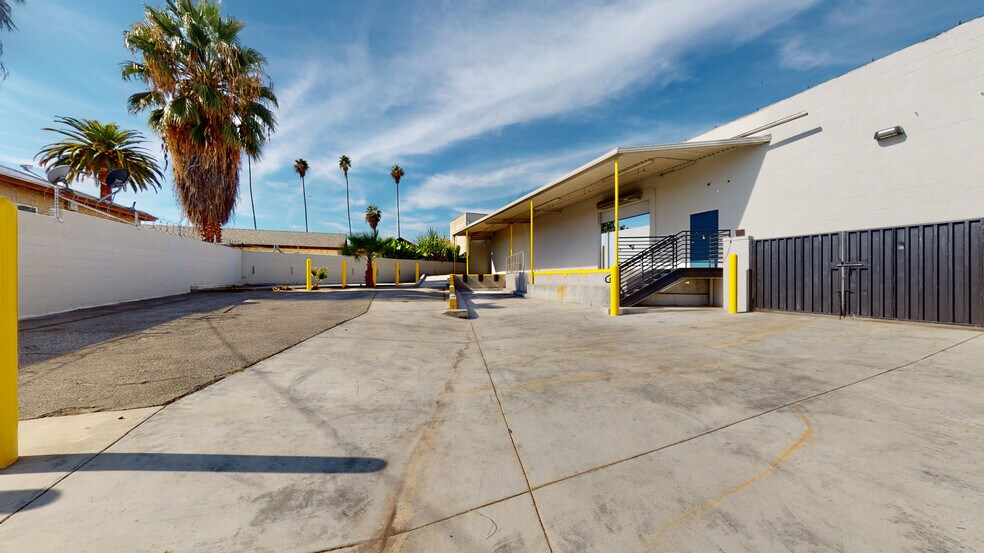 More Photos Of 575 W Base Line St, San Bernardino Freestanding For Sale
