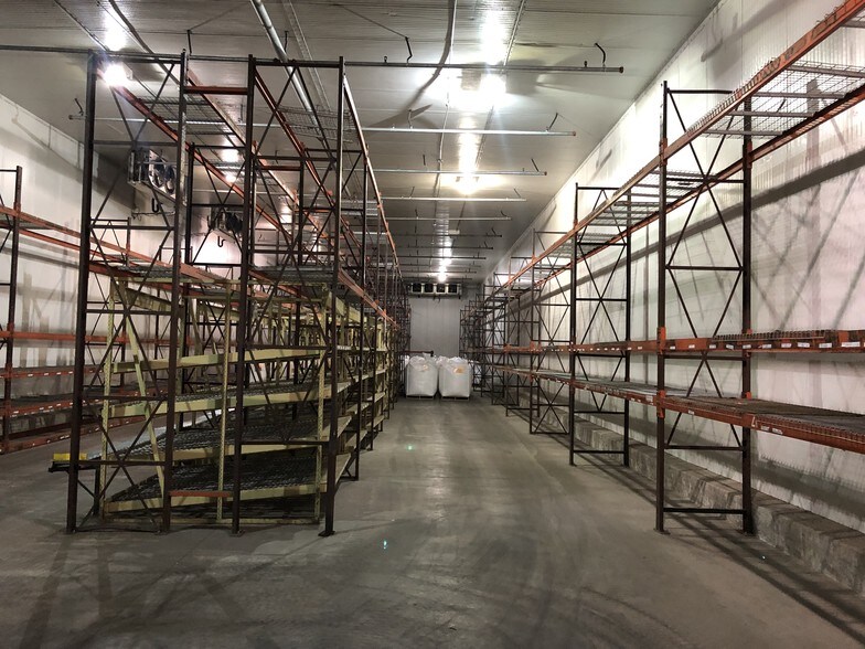 More Photos Of 4714 NE 24th Ave, Amarillo Warehouse For Lease