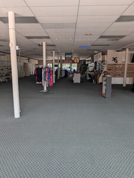 More Photos Of 219 E Michigan Ave, Paw Paw Storefront Retail Residential For Sale