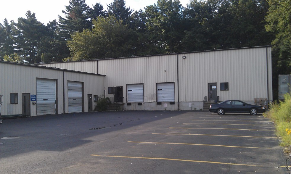 More Photos Of 11 Perry Dr, Foxborough Warehouse For Lease
