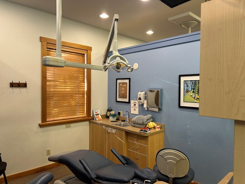 More Photos Of 315 S River St, Hailey Medical For Sale