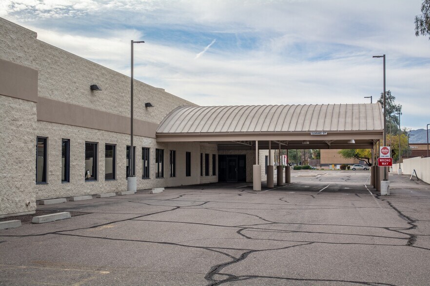 More Photos Of 1444 W Auto Dr, Tempe Office For Lease