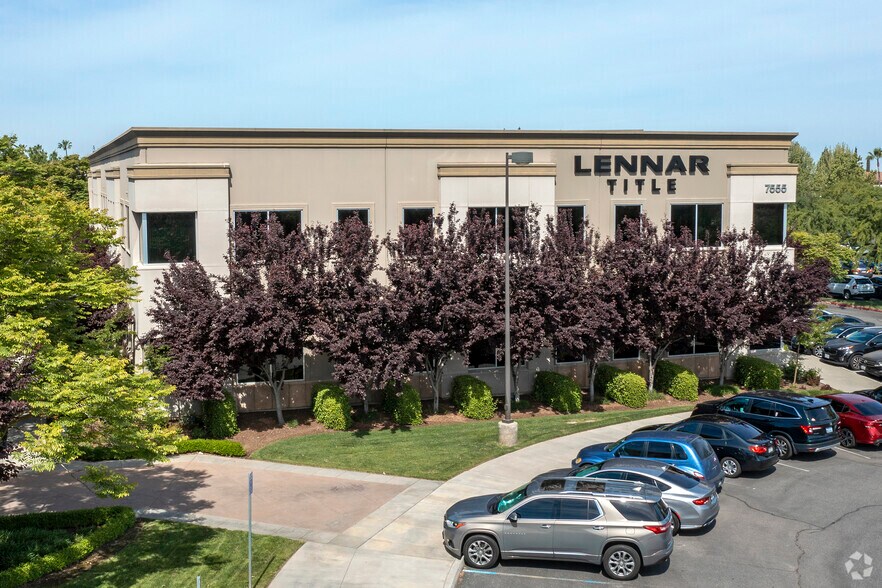 More Photos Of 7555 N Palm Ave, Fresno Office For Lease