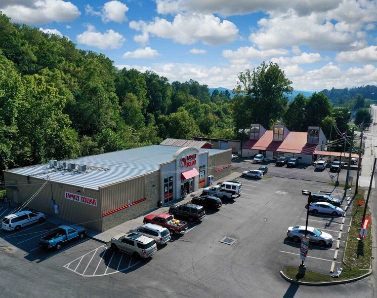 More Photos Of 202 Front St E, Coeburn Freestanding For Sale