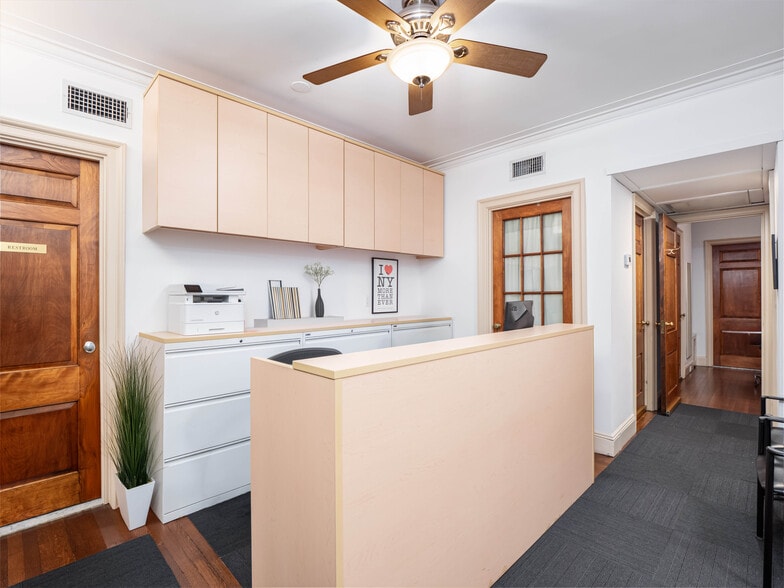 More Photos Of 133 E 80th St, New York Apartments For Sale