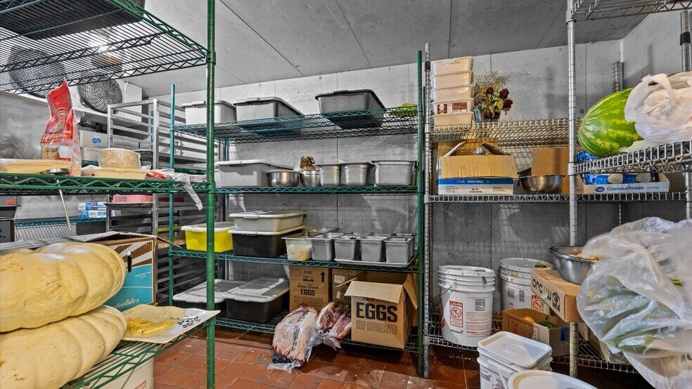 More Photos Of 2839 North Ave, Grand Junction Restaurant For Sale