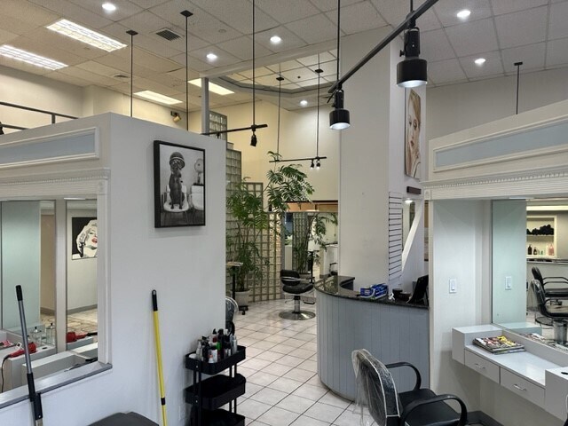 More Photos Of 1 School St, Glen Cove Office For Lease