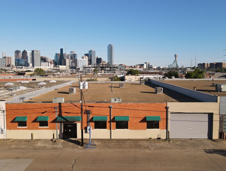 More Photos Of 122 Riveredge Dr, Dallas Distribution For Lease