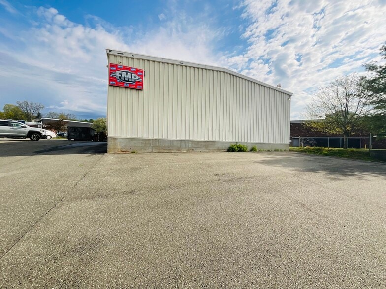 More Photos Of 113 West St, Pittsfield Storefront Retail Office For Sale