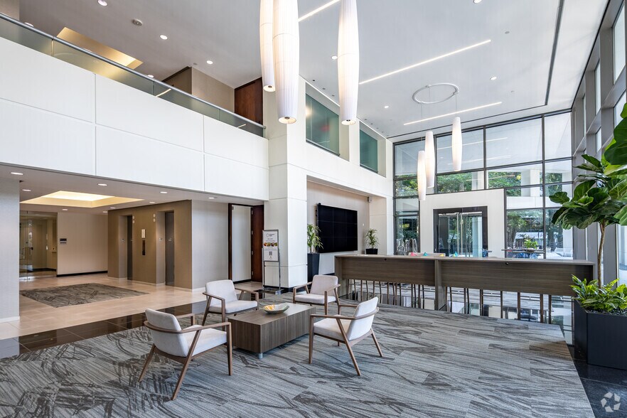 More Photos Of 210 Interstate N Pky SE, Atlanta Unknown For Lease