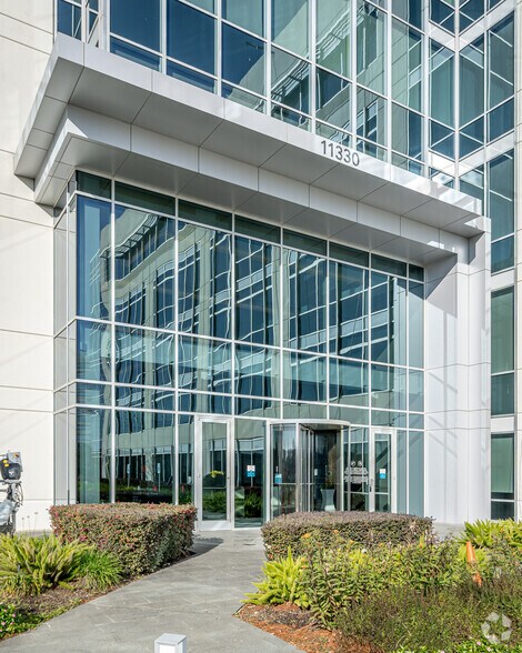 More Photos Of 11330 Clay Rd, Houston Office For Lease