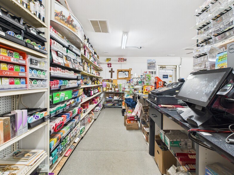 More Photos Of 12240 S Dixie, La Salle Convenience Store For Sale
