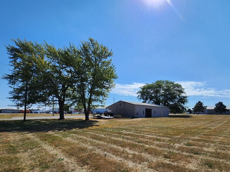 More Photos Of 1419 Wayne St, Celina Warehouse For Sale