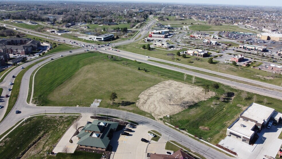 More Photos Of 84th St @ Nebraska Pkwy, Lincoln Land For Sale