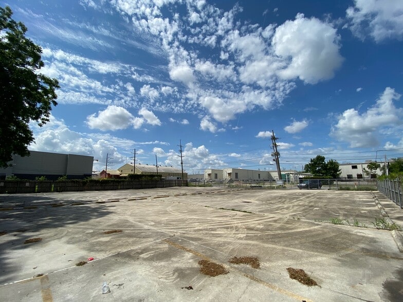 More Photos Of 2413 Perdido St, New Orleans Land For Sale