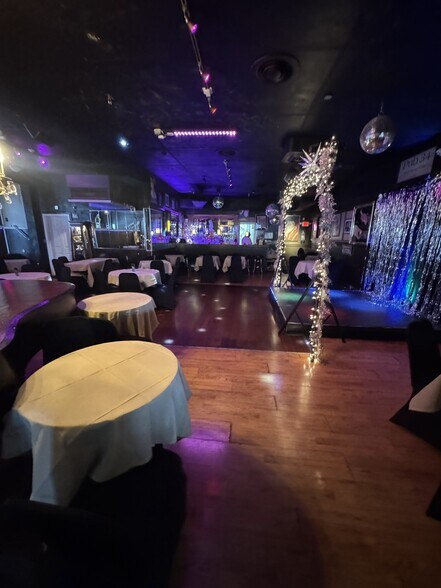 More Photos Of 439 Derby Ave, West Haven Restaurant For Sale
