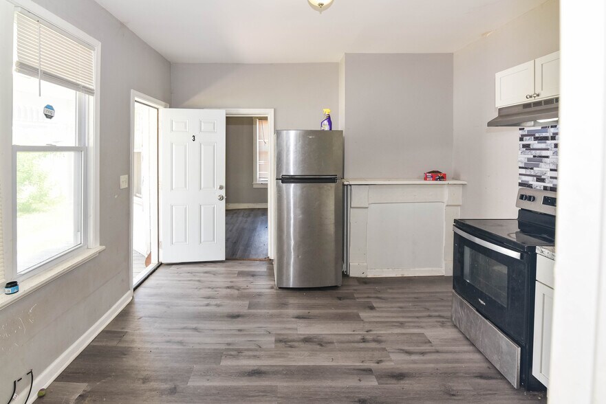 More Photos Of 128 S Philadelphia Blvd, Aberdeen Apartments For Sale