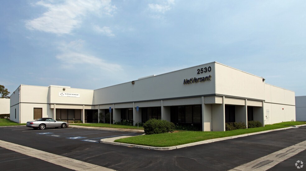 Primary Photo Of 1591 S Sinclair St, Anaheim Unknown For Lease