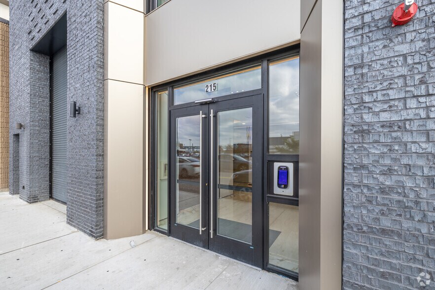 More Photos Of 215 Border St, East Boston Apartments For Lease