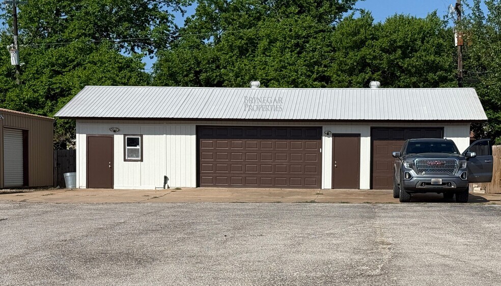 Primary Photo Of 119 N Bell Blvd, Cedar Park Auto Repair For Lease