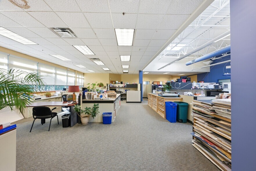 More Photos Of 38 Plains Rd, Essex Light Manufacturing For Lease