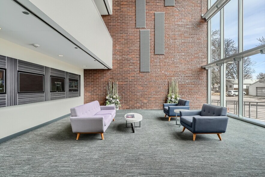 More Photos Of 1873 S Bellaire St, Denver Office For Lease