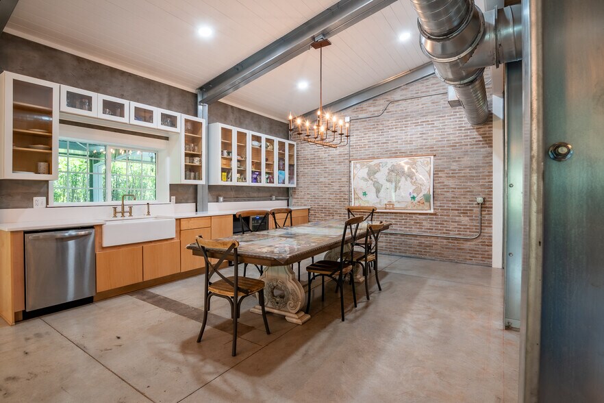 More Photos Of 1301 Ivy Way, Naples Land For Sale
