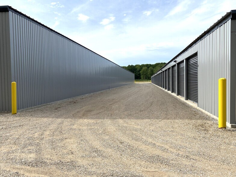 Primary Photo Of 645 Al Moses Rd, Lake City Self Storage For Sale