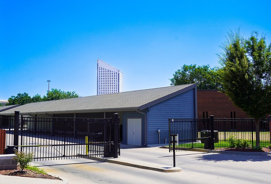 More Photos Of 429 W Central Ave, Wichita Apartments For Sale