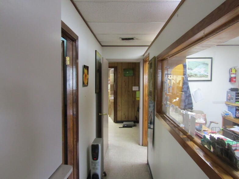 More Photos Of 4806 E Old Spanish Trl, Jeanerette Warehouse For Sale