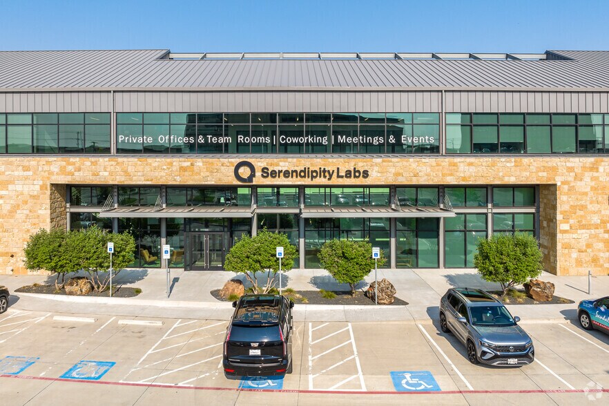 More Photos Of 7540 TX-121, McKinney Storefront Retail Office For Lease