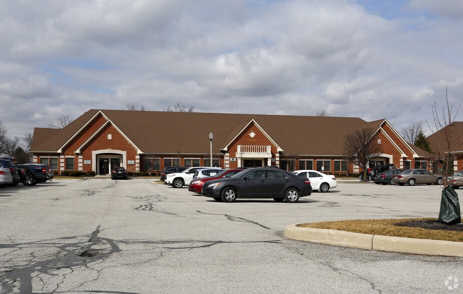 More Photos Of 9840 Westpoint Dr, Fishers Medical For Lease
