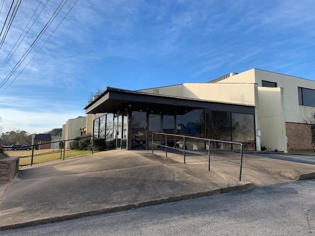 Primary Photo Of 1607 Judson Rd, Longview Religious Facility For Sale