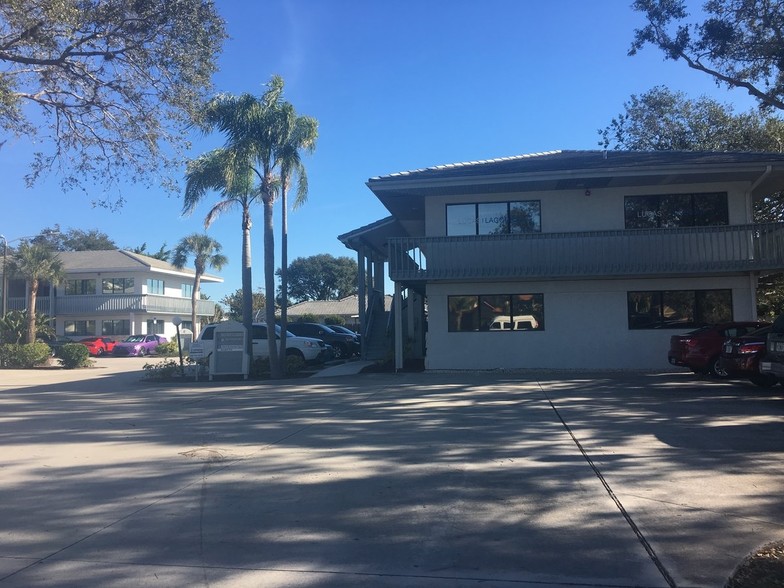 Primary Photo Of 2109-2173 S Tamiami Trl, Osprey Coworking Space