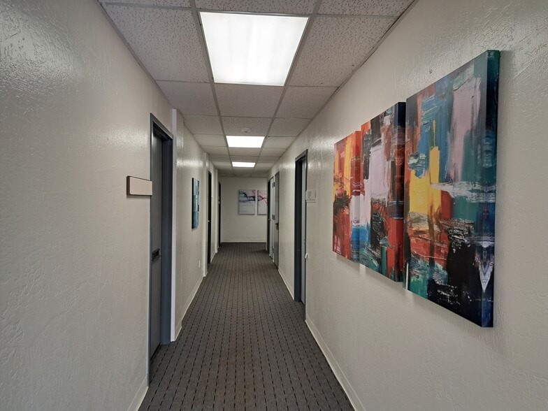 More Photos Of 7670 Opportunity Rd, San Diego Office For Lease