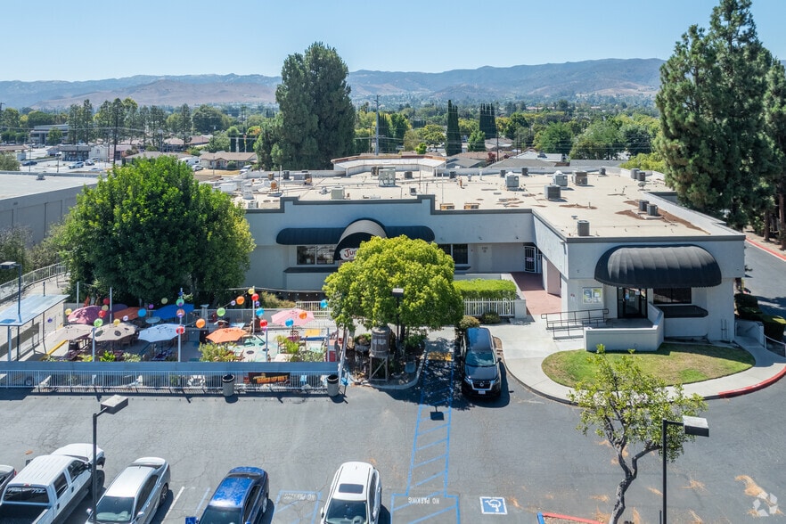 More Photos Of 2585 Cochran St, Simi Valley Freestanding For Sale