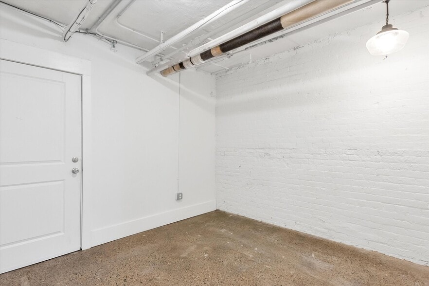 More Photos Of 4401-4417 2nd Ave, Detroit Apartments For Lease