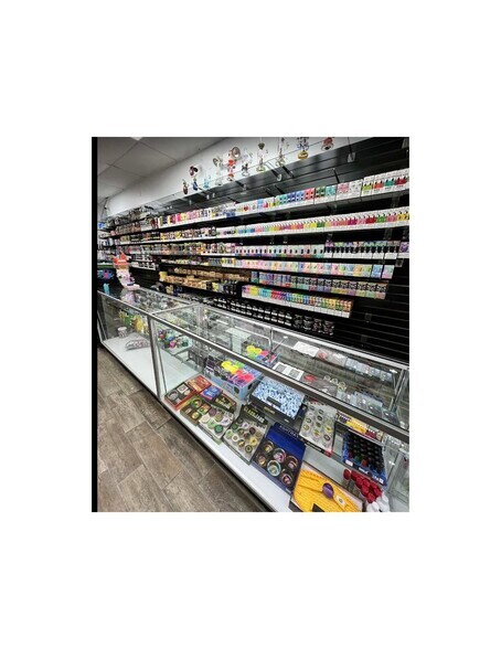 More Photos Of 450 Grand St, Jersey City Storefront Retail Residential For Lease