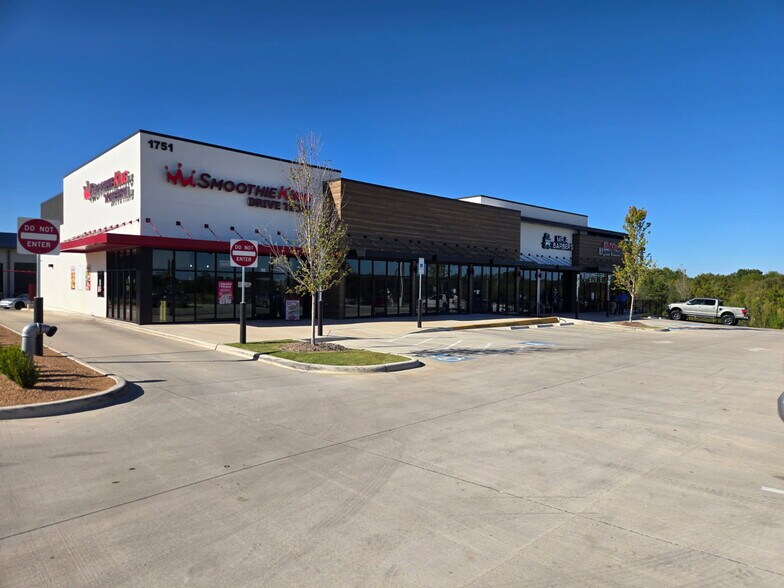 Primary Photo Of NWC US Highway 377 and Bobcat Blvd, Roanoke Storefront For Lease