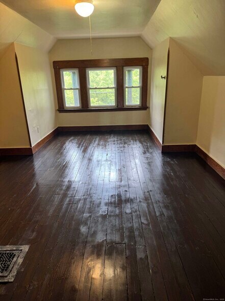 More Photos Of 868 Elm St, New Haven Apartments For Sale